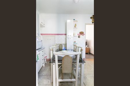 Casa à venda com 135m², 2 quartos e 1 vaga Casa à venda com 135m², 2 quartos e 1 vagaCozinha