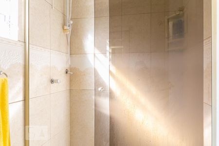 Casa à venda com 135m², 2 quartos e 1 vaga Casa à venda com 135m², 2 quartos e 1 vagaBanheiro