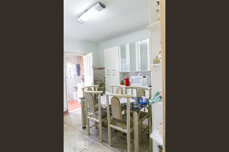 Casa à venda com 135m², 2 quartos e 1 vaga Casa à venda com 135m², 2 quartos e 1 vagaCozinha
