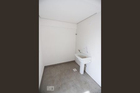 Cozinha e lavanderia de kitnet/studio à venda com 1 quarto, 27m² em Boa Vista, Novo Hamburgo
