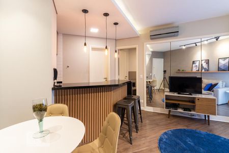 Sala de apartamento para alugar com 1 quarto, 45m² em Itaim Bibi, São Paulo