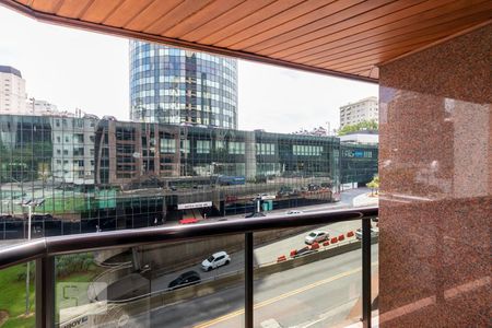 Varanda de apartamento para alugar com 1 quarto, 45m² em Itaim Bibi, São Paulo