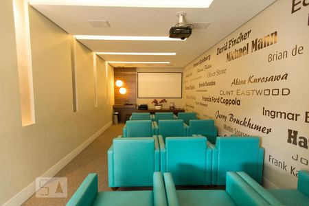 Apartamento à venda com 56m², 2 quartos e 1 vaga Apartamento à venda com 56m², 2 quartos e 1 vagaCinema