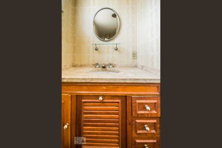 Apartamento para alugar com 115m², 3 quartos e 1 vaga Apartamento para alugar com 115m², 3 quartos e 1 vagaDetalhe banheiro