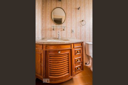 Apartamento para alugar com 115m², 3 quartos e 1 vaga Apartamento para alugar com 115m², 3 quartos e 1 vagaBanheiro da Suíte
