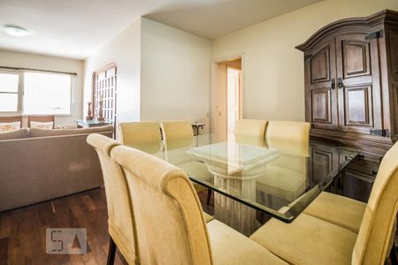 Apartamento para alugar com 115m², 3 quartos e 1 vaga Apartamento para alugar com 115m², 3 quartos e 1 vagaSala