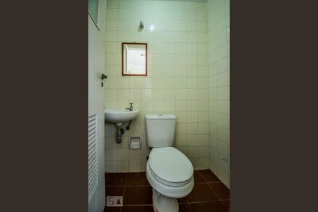 Apartamento para alugar com 115m², 3 quartos e 1 vaga Apartamento para alugar com 115m², 3 quartos e 1 vagaBanheiro de Serviço