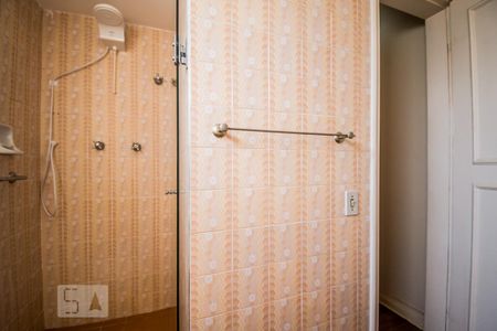 Apartamento para alugar com 115m², 3 quartos e 1 vaga Apartamento para alugar com 115m², 3 quartos e 1 vagaBanheiro da Suíte