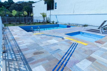 Apartamento para alugar com 55m², 2 quartos e 1 vaga Apartamento para alugar com 55m², 2 quartos e 1 vagaÁrea comum - Piscina