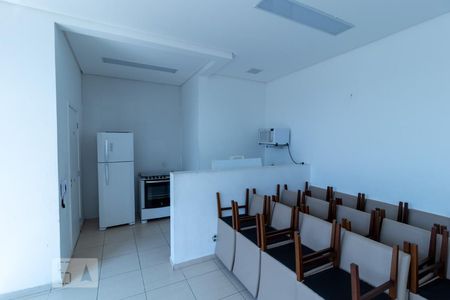 Apartamento para alugar com 55m², 2 quartos e 1 vaga Apartamento para alugar com 55m², 2 quartos e 1 vagaÁrea comum - Salão de festas