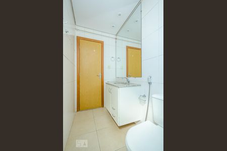 Banheiro da Suíte de apartamento para alugar com 4 quartos, 104m² em Buritis, Belo Horizonte