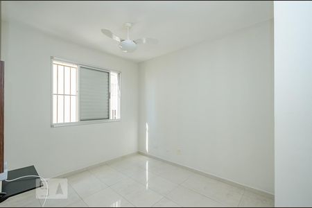 Apartamento para alugar com 104m², 4 quartos e sem vagaQuarto 2