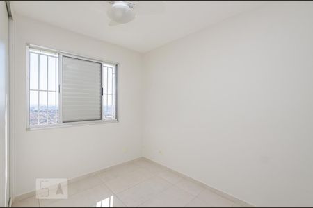 Apartamento para alugar com 104m², 4 quartos e sem vagaQuarto 3