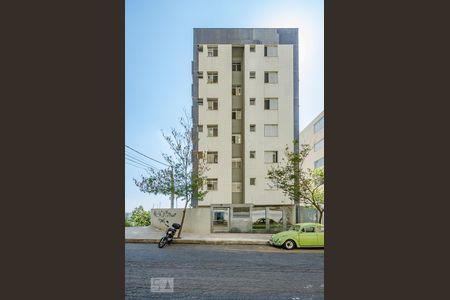 Apartamento para alugar com 104m², 4 quartos e sem vagaFachada