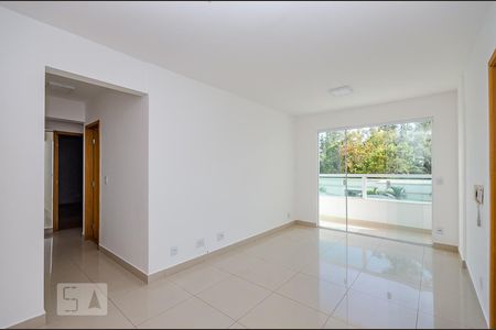 Sala de apartamento para alugar com 2 quartos, 66m² em Buritis, Belo Horizonte