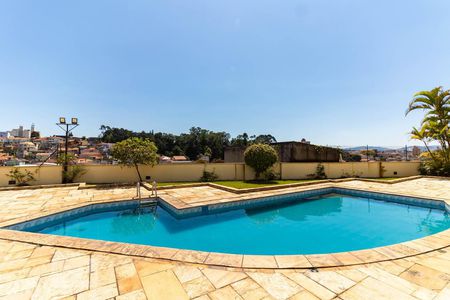 Apartamento à venda com 60m², 3 quartos e 1 vagaÁrea comum - Piscina