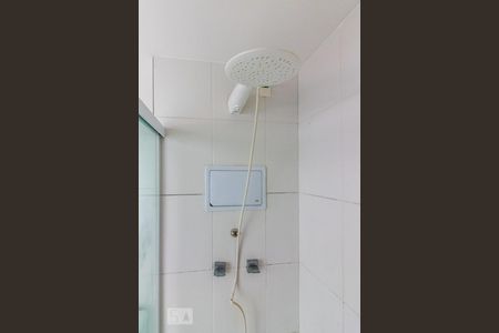 Chuveiro de kitnet/studio para alugar com 1 quarto, 35m² em Consolação, São Paulo