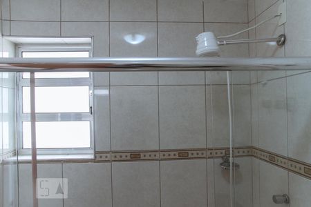 Apartamento à venda com 83m², 2 quartos e sem vagaChuveiro