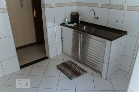 Apartamento à venda com 83m², 2 quartos e sem vagaCozinha