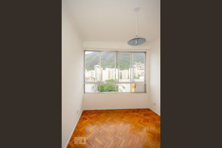 Quarto 1 de apartamento à venda com 3 quartos, 103m² em Copacabana, Rio de Janeiro