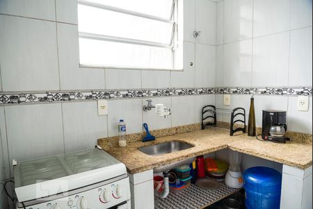 Cozinha de apartamento à venda com 1 quarto, 45m² em Copacabana, Rio de Janeiro