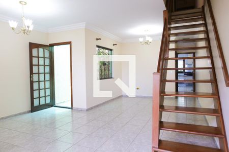 Casa para alugar com 3 quartos, 198m² em Bangú, Santo André