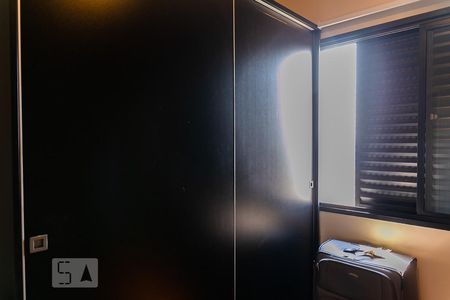 Apartamento para alugar com 167m², 3 quartos e 3 vagasCloset