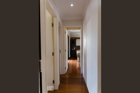 Apartamento para alugar com 167m², 3 quartos e 3 vagasCorredor