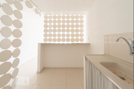 Cozinha de kitnet/studio para alugar com 1 quarto, 32m² em Asa Norte, Brasília