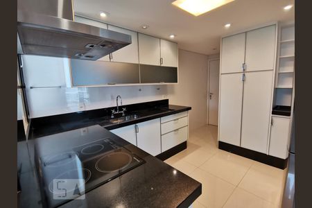 Cozinha de apartamento à venda com 2 quartos, 89m² em Jardim Ampliação, São Paulo