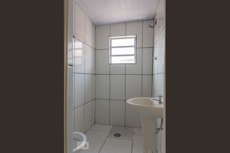 Banheiro de casa para alugar com 1 quarto, 60m² em Conceição, Diadema