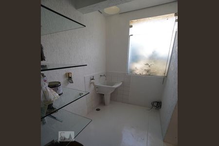 Casa à venda com 130m², 1 quarto e 8 vagas