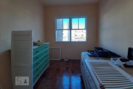 Quarto 2 de apartamento para alugar com 3 quartos, 71m² em Santo Antônio, Porto Alegre