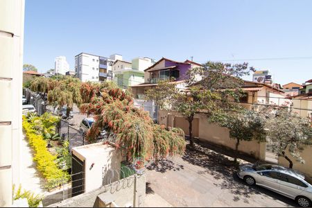 vista da rua de apartamento para alugar com 3 quartos, 90m² em Serrano, Belo Horizonte