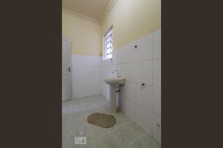 Apartamento à venda com 80m², 2 quartos e sem vagaBanheiro