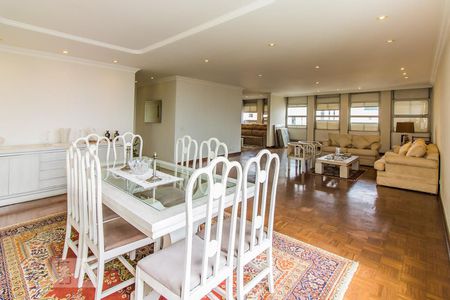 Apartamento à venda com 260m², 4 quartos e 3 vagas Apartamento à venda com 260m², 4 quartos e 3 vagasSala