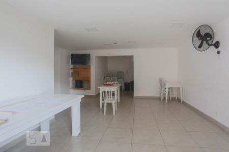 Apartamento à venda com 65m², 2 quartos e 1 vagaÁrea comum - Salão de festas