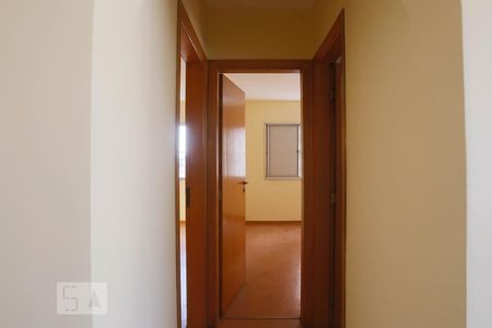 Apartamento à venda com 65m², 2 quartos e 1 vagaCorredor de Acesso