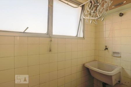 Apartamento à venda com 65m², 2 quartos e 1 vagaÁrea de Serviço