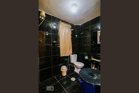 Apartamento para alugar com 55m², 2 quartos e sem vagaBanheiro