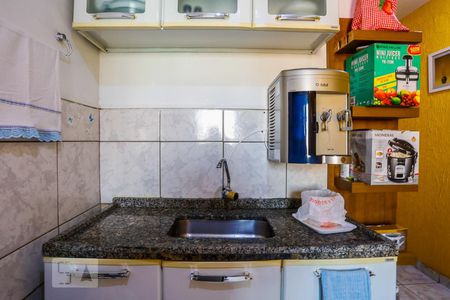 Apartamento para alugar com 55m², 2 quartos e sem vagaCozinha