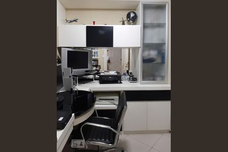 Apartamento para alugar com 296m², 4 quartos e 4 vagas Apartamento para alugar com 296m², 4 quartos e 4 vagasESCRITÓRIO