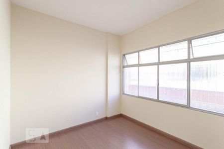 Quarto 2 de apartamento para alugar com 2 quartos, 50m² em Centro, Belo Horizonte