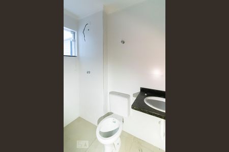 Banheiro de apartamento à venda com 2 quartos, 43m² em Parque Boturussu, São Paulo