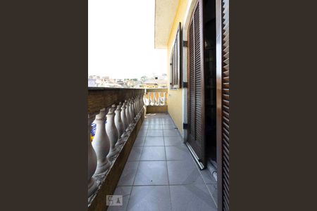 Casa à venda com 250m², 3 quartos e 2 vagasvaranda Quarto 1 - Suite