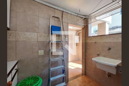 Apartamento à venda com 183m², 3 quartos e 1 vagaÁrea de Serviço