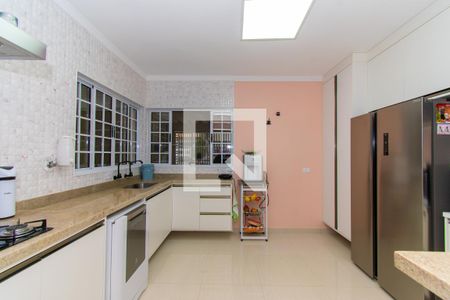 Casa à venda com 160m², 2 quartos e 2 vagas Casa à venda com 160m², 2 quartos e 2 vagasCozinha