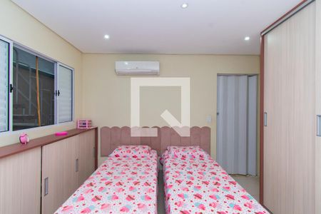 Casa à venda com 160m², 2 quartos e 2 vagas Casa à venda com 160m², 2 quartos e 2 vagasSuíte 2