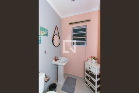 Casa à venda com 160m², 2 quartos e 2 vagas Casa à venda com 160m², 2 quartos e 2 vagasLavabo