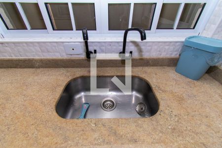 Casa à venda com 160m², 2 quartos e 2 vagas Casa à venda com 160m², 2 quartos e 2 vagasCozinha